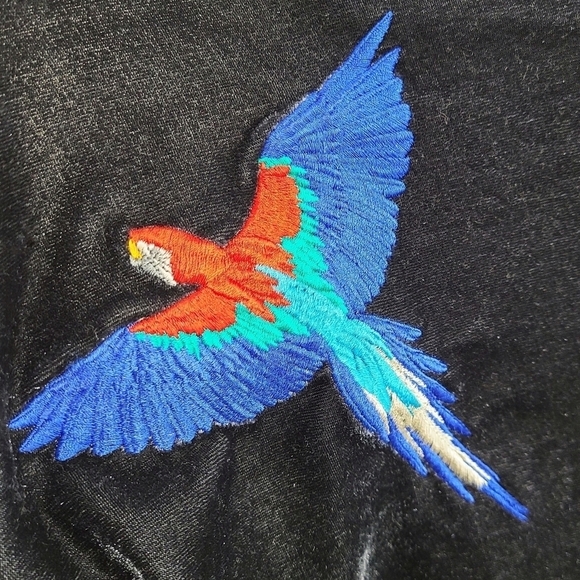 Van Palma Stretch Velour Cardigan Gray Parrot Embroidery - Picture 7 of 8